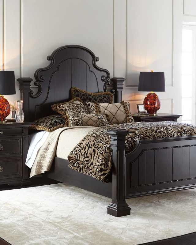 Royce Queen Poster Bed